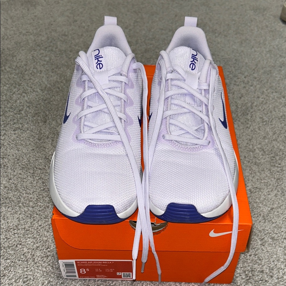 Nike Air Zoom Bella Sz 8.5